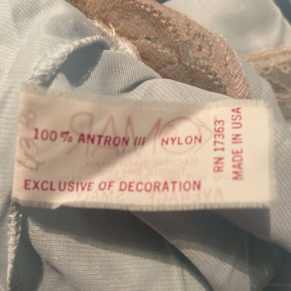 Vintage Komar Elegant Lace Trimmed Blue Nightgown Average Small - Picture 5 of 6